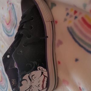Joker Converse